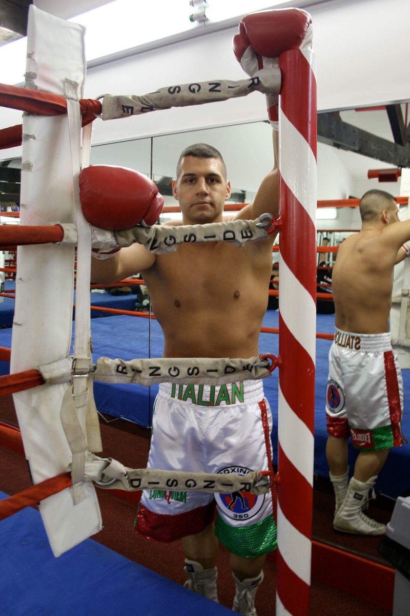 ITA_Gladiator's tweet photo. The look of a Gladiator. #boxing #gladiator #fighter #italian #fiststofaces #bullyproof #blockthehate https://t.co/0Z2en6tYIJ
