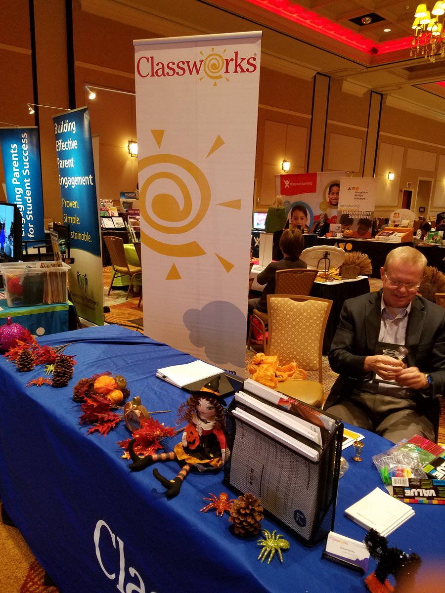 We're having a blast at the #LASAFAP Fall Conference! Come say hello!