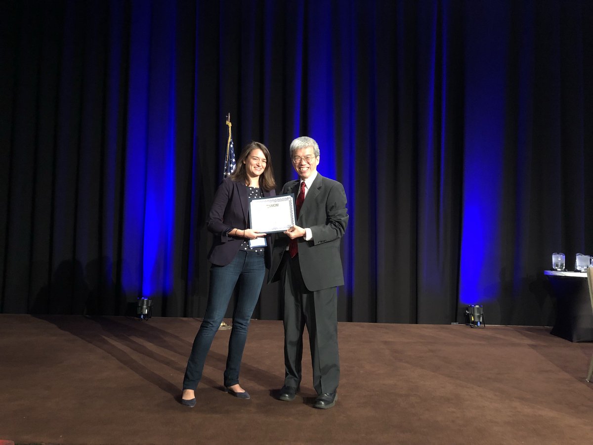 BrownEvSynth's tweet photo. Congrats Alex on winning the 2017 Lee B Lusted Student Prize Awards in quantitative methods #smdm17 https://t.co/kJszQ8oEM5