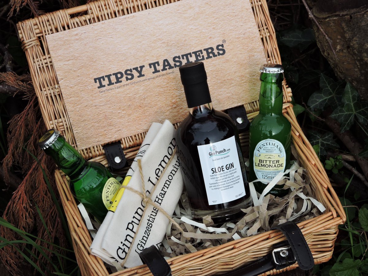 winchestergin's tweet photo. Our fantastic Sloe #Gin is now packaged and ready for sale in a beautiful Tipsy Tasters hamper #Christmas @FentimansLtd #sloegin #hamper https://t.co/LLNHgeCoGf
