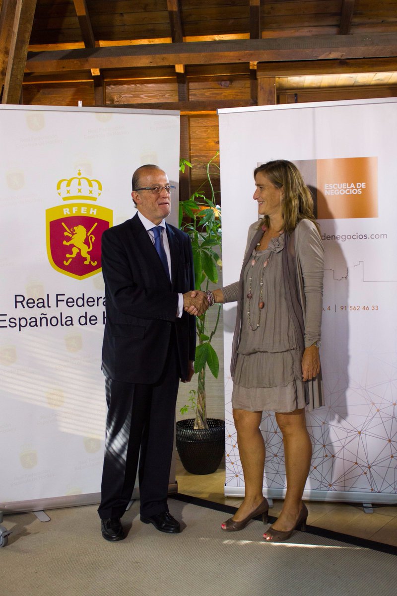 PONSescuela's tweet photo. PONS Escuela de Negocios y @RFEH, unidos por la formación y la empleabilidad de los deportista https://t.co/0eeKojSgqO #MasterRepre https://t.co/VVk5cE0NZ6