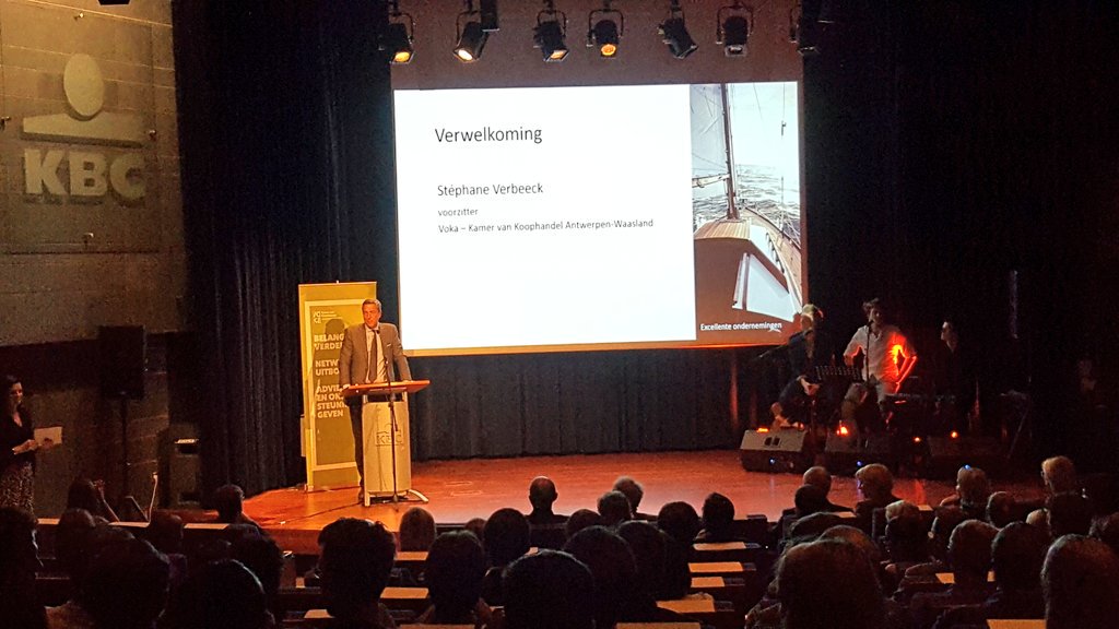 koenmaertens's tweet photo. @kvkaw vz Stรฉphane Verbeeck start zijn laatste #EO2017 #excellenteondernemingen https://t.co/NRhNC0RHBq