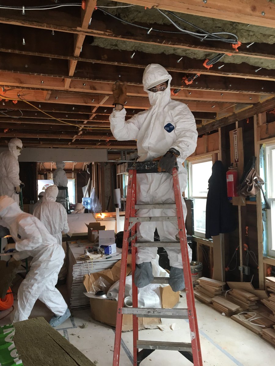 KineticOOH's tweet photo. The insulation team worked hard and completed the ceilings on the first floor of one of the @HabitatNYC homes! #KineticFuture https://t.co/FCzt9InRWC