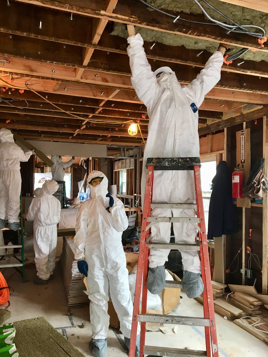 KineticOOH's tweet photo. The insulation team worked hard and completed the ceilings on the first floor of one of the @HabitatNYC homes! #KineticFuture https://t.co/FCzt9InRWC