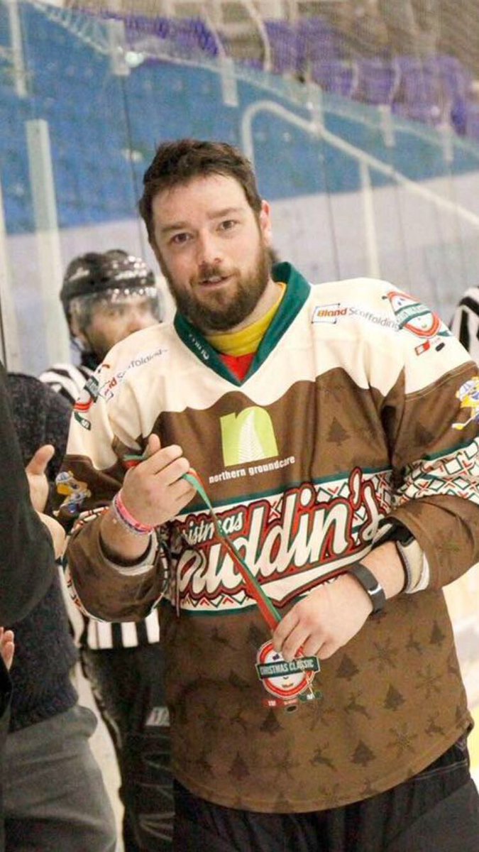 Then we have co-founder and Head Coach of the Ducks, <a href="/Rlomas42/">Rob Lomas</a> facebook.com/RothJnrDucks/p…