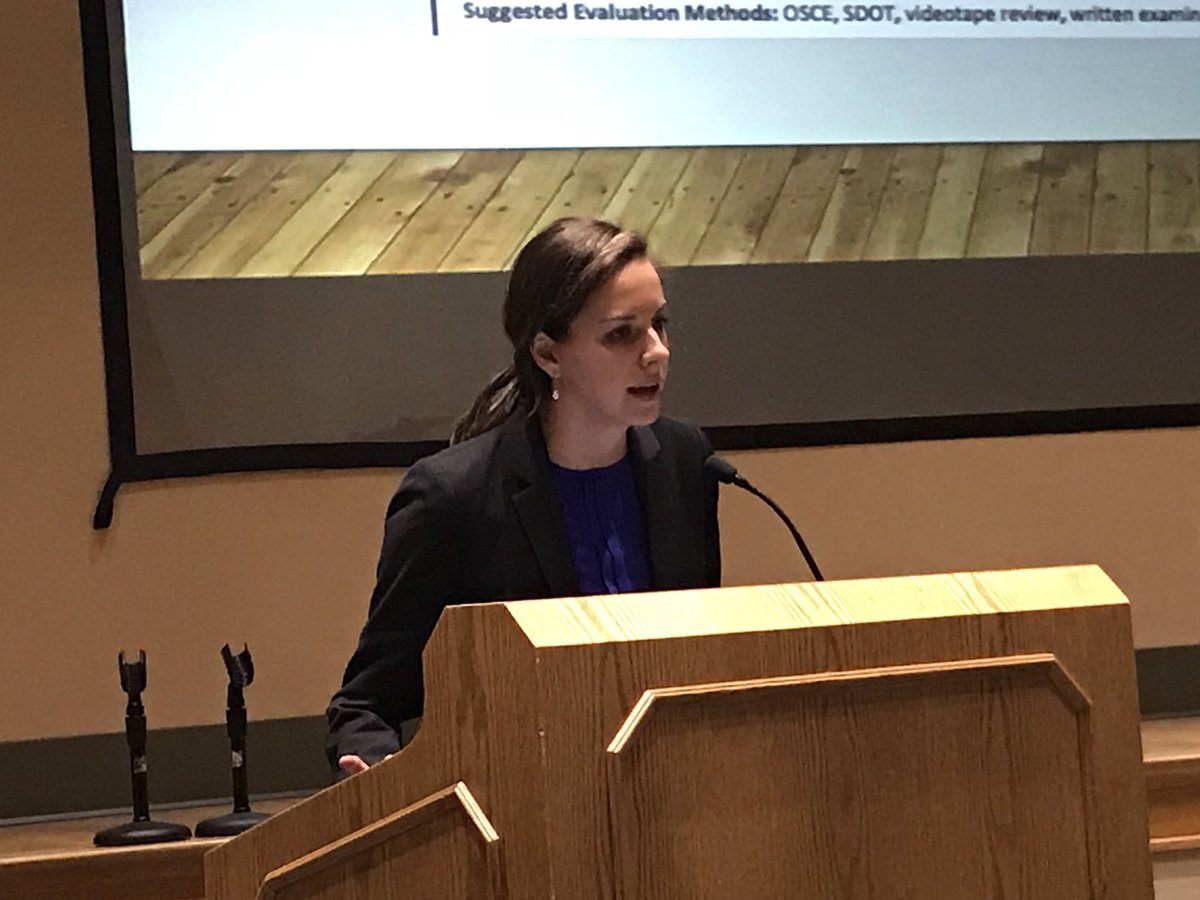 PittIMChiefs's tweet photo. Dr. Kozco shows the evidence for bedside ultrasound in IM residents #soundevidence #NotHocusPocus #SeniorTalkSeries https://t.co/bdTTari8TL