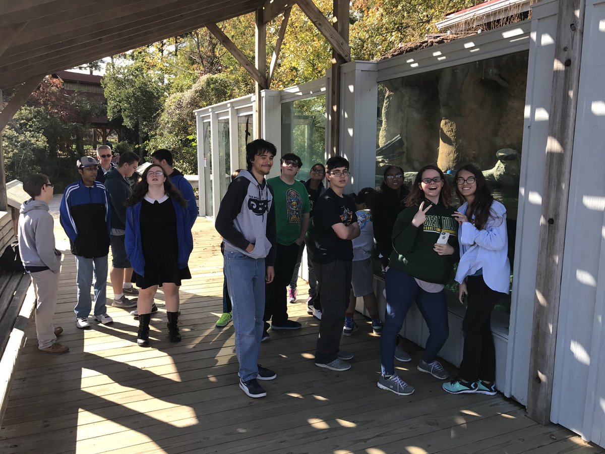kake710's tweet photo. STEM Biology students exploring at the Calvert Marine Museum!! https://t.co/qS3edju1kU