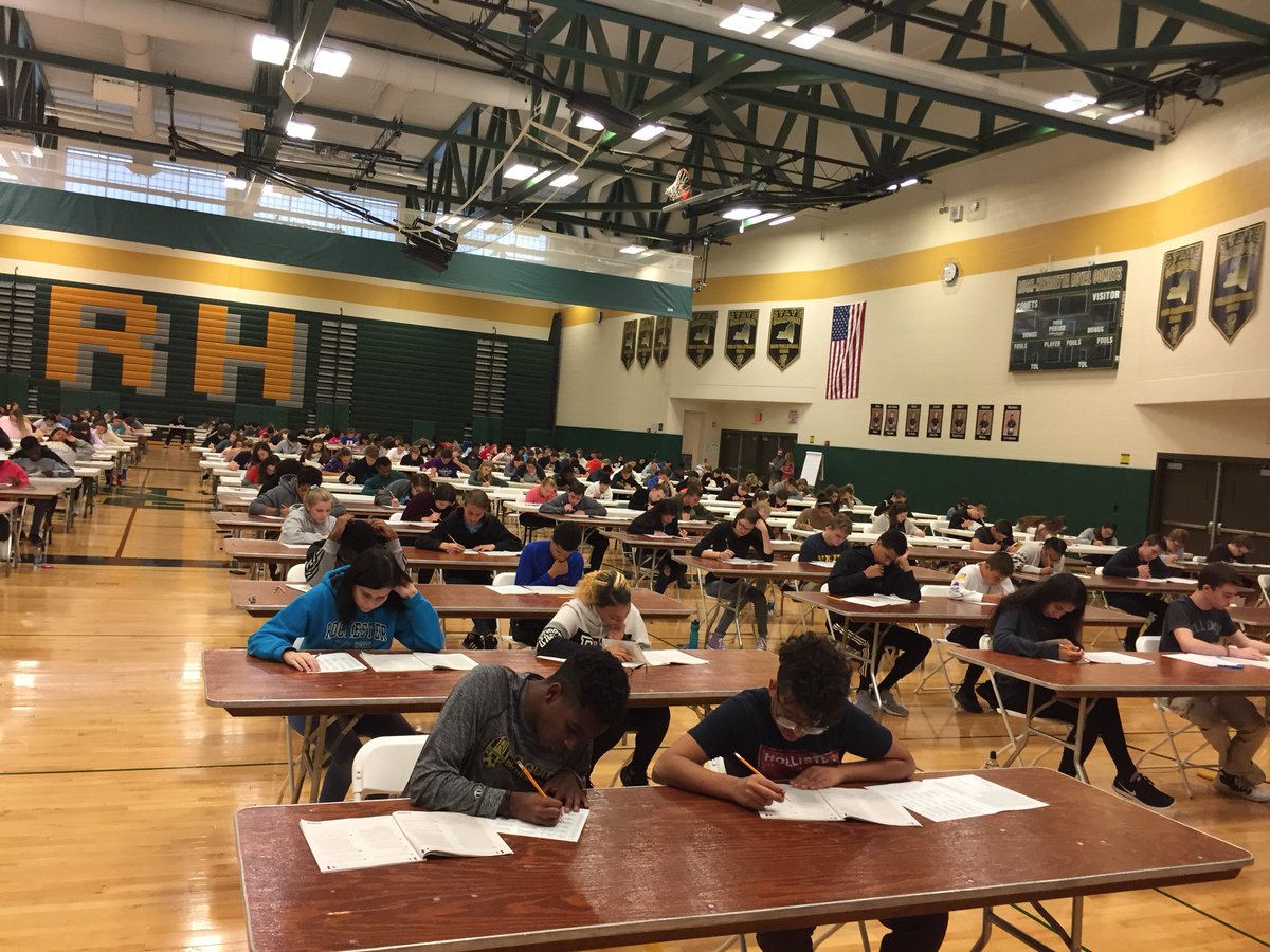 DinaStatho's tweet photo. RH SHS Juniors taking the PSATs. Preparation for college starts early!πππ@BPattonRH @MrRussoRH @MrsLogueRH #RaHComets #RHCometpride https://t.co/7OhQGHVTRj