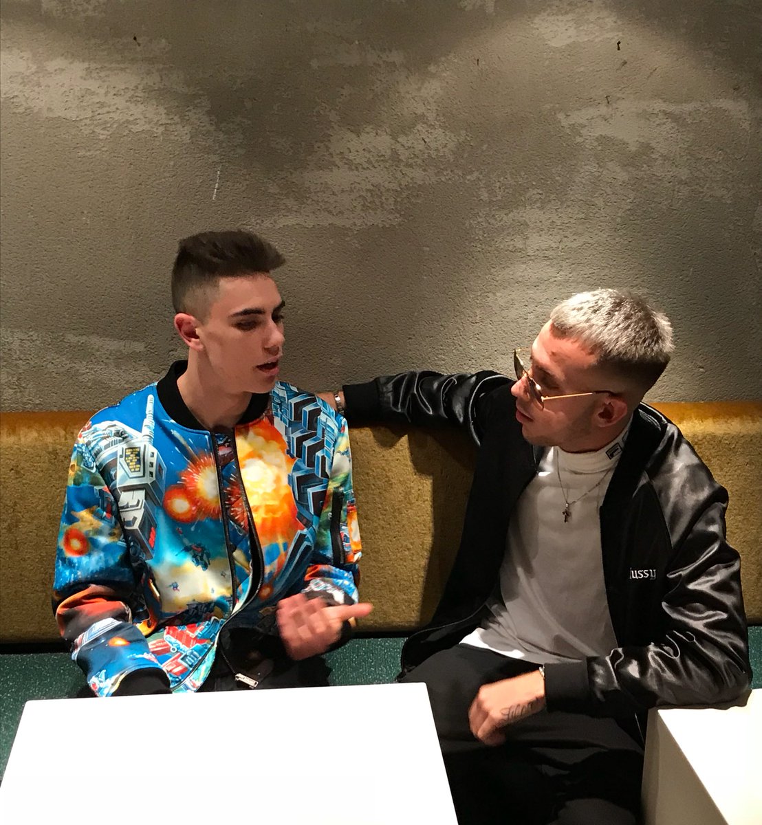 ONSTAGEmagazine's tweet photo. Cromo presenta “Italieno” feat.@VegasJonesPage 👽
#prestofuori #cromo #cromitoloco #italieno
@WARNERMUSICIT https://t.co/BBNR6kSqB6