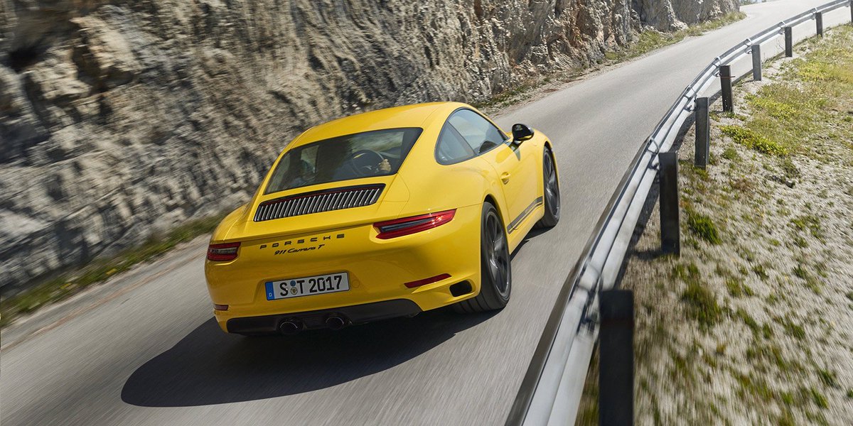 aceleromotor's tweet photo. .@PorscheEveryDay 911 Carrera T: peso reducido y el 3.0 bóxer turbo que entrega 370 caballos #porsche #porsche911 #supercas https://t.co/RbmCG8f7Z1