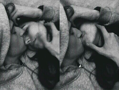 algadrief's tweet photo. I'm yours no matter what. Goodnight❤ https://t.co/tQWO7BapT1