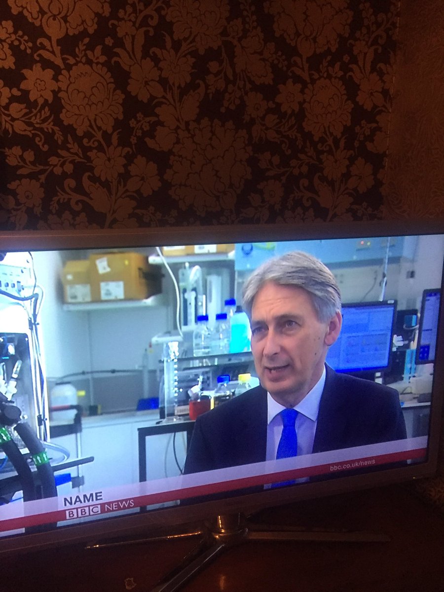 sie_jones's tweet photo. The person responsible for this had one job @BBC - insert a name! @PhilipHammondUK #chancellor #norespect #verypoor https://t.co/xncA8Avjcw