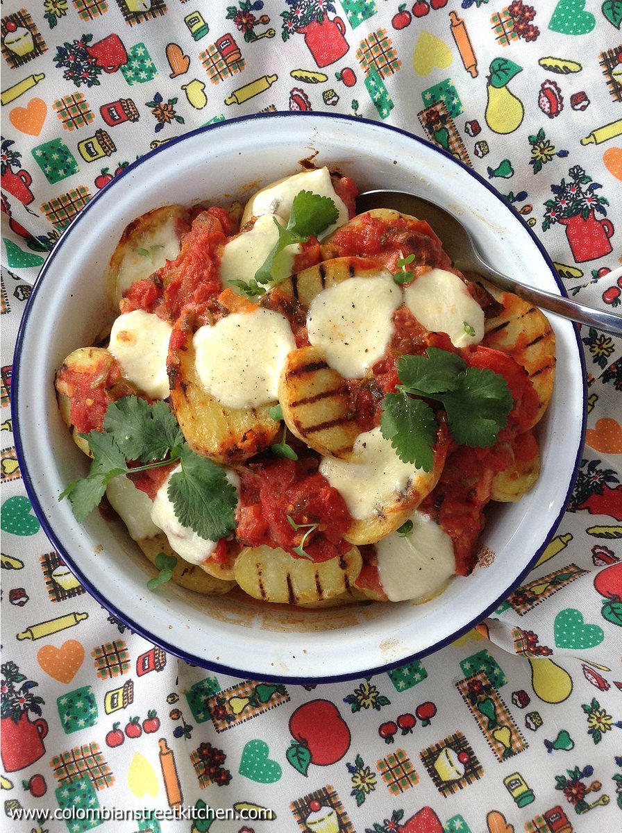 colombiakitchen's tweet photo. Potato chorreadas is a Colombian classic that has stayed with me and stands out because of its simplicity and fantastic colours! #glutenfree https://t.co/4PN9lCHkKy