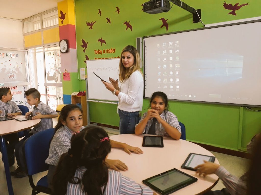 AytourHiba's tweet photo. #Grade5 learners were excited to work on an online survey about numbers #surveymonkey #tablets #TechnologyBasedLearning @MakAishaSchool https://t.co/wi1TLSRdmo