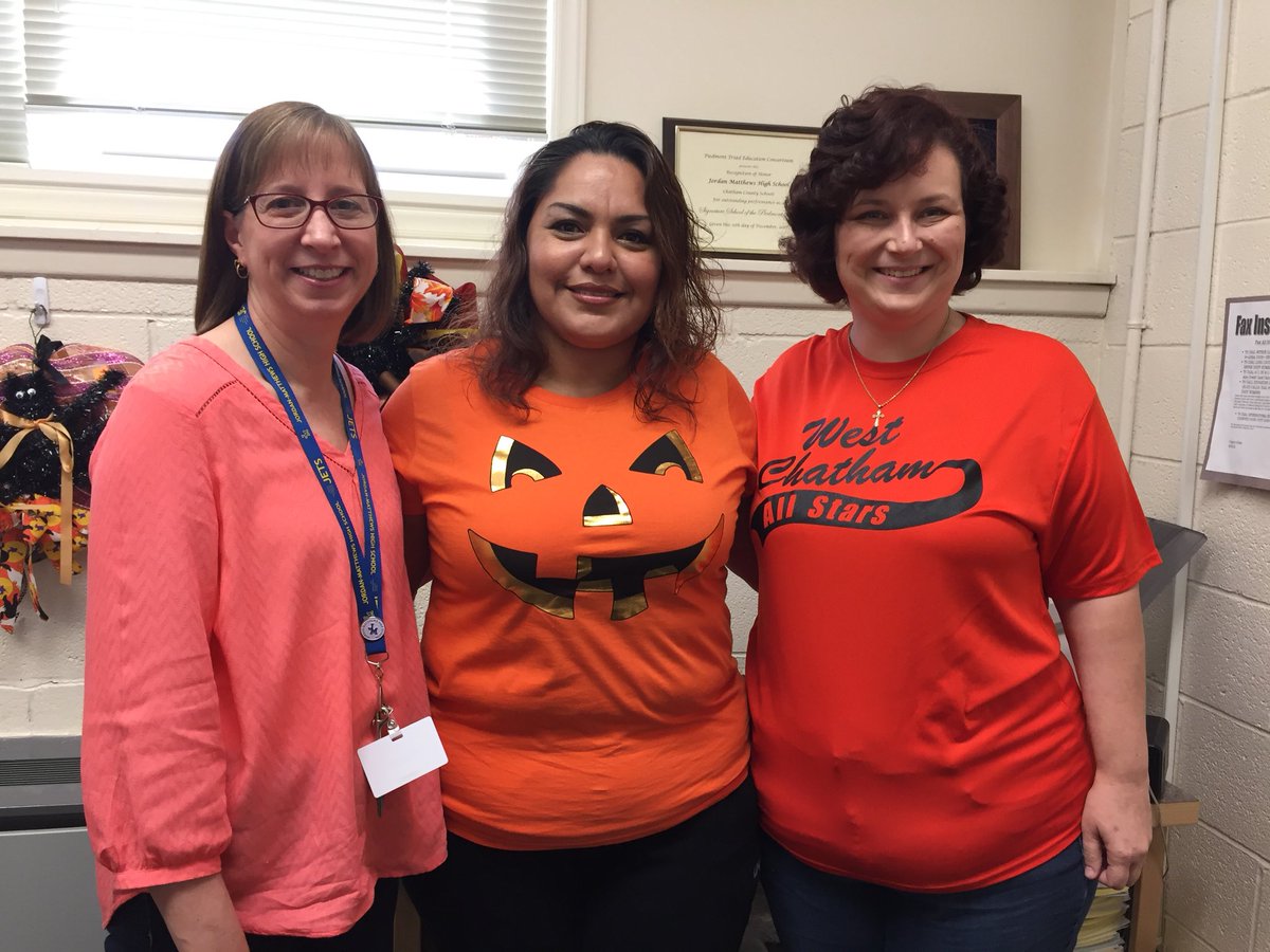 JMCounselor's tweet image. JM’s support staff is uniting against bullying!  All faculty &amp;amp; staff are here for our students.  @JMHSJets @JMHSBarger #CCSUnity