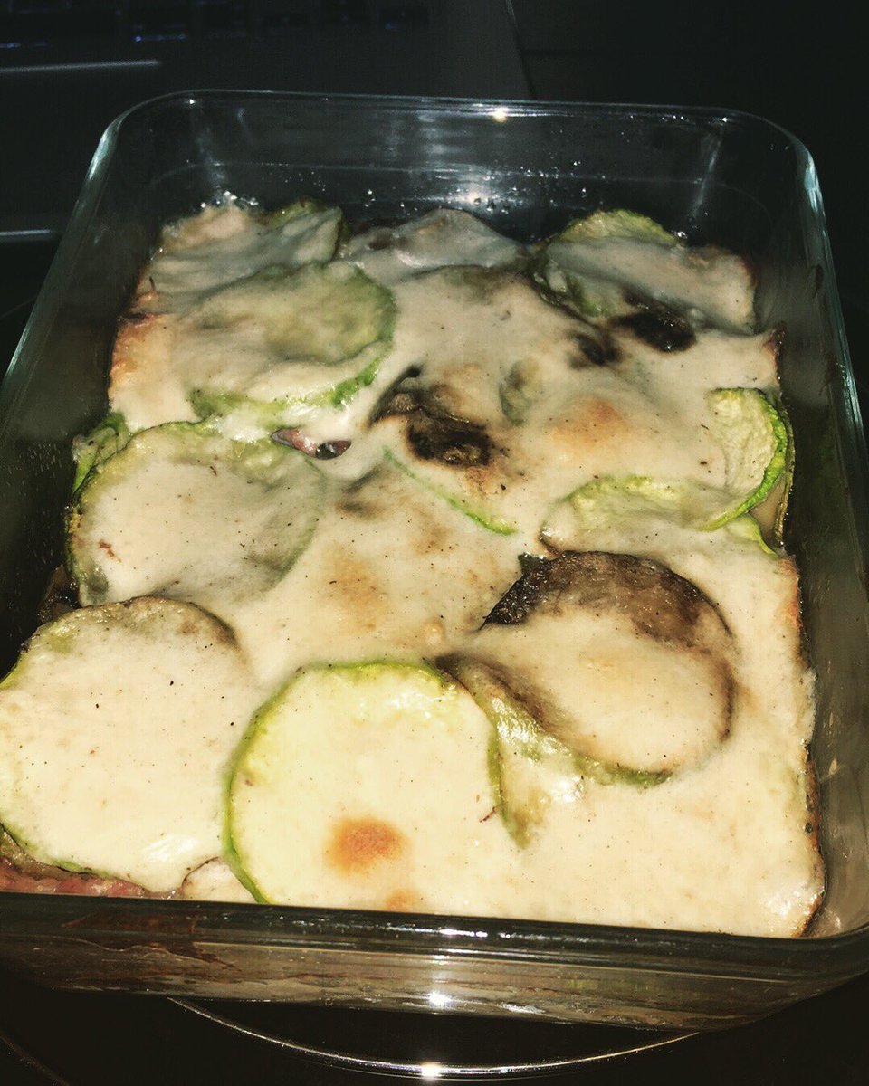 kkhuete28's tweet photo. Rapide et délicieux #iChefSampleo #atelierdeschefs #courgette https://t.co/CjLfh3hPus
