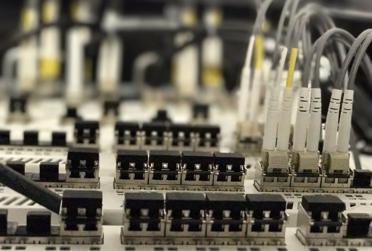 adw_es's tweet photo. Vamos avanzando el despliegue de fibra en el data de Zamudio https://t.co/1JoL9TBoz8