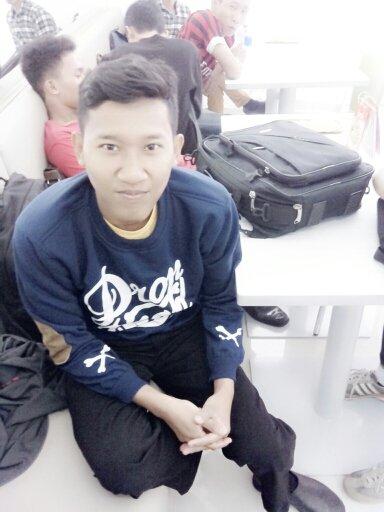 mrkepoo12's tweet photo. ayo pergi bersamaku > Garena, 7M on #BIGOLIVE https://t.co/5cQc2XiDJN https://t.co/AsNceO3QRN