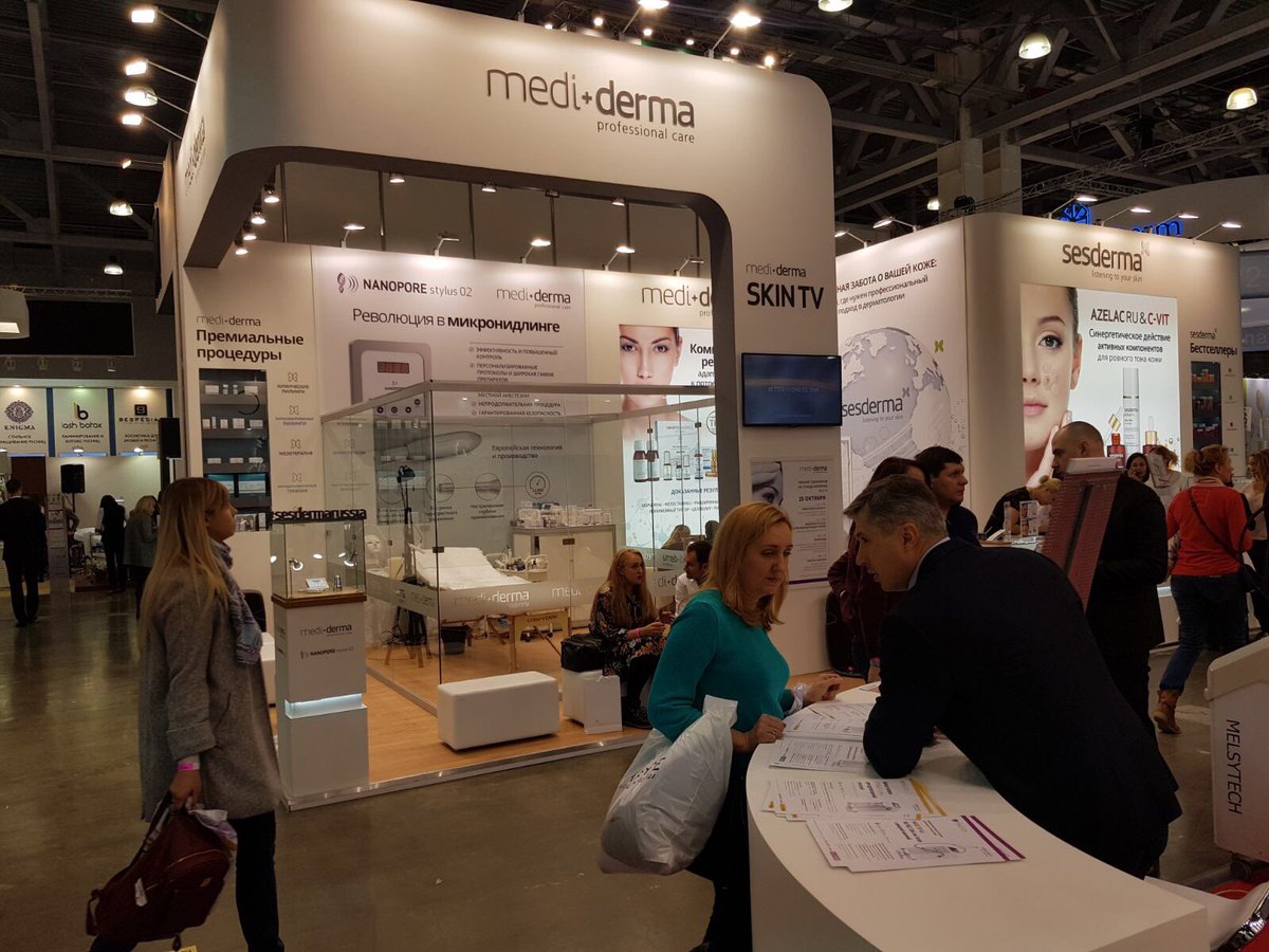 Gabi_Serrano_Jr's tweet photo. Todo listo para empezar! Primer día en #Intercharm2017 Rusia con @SesdermaRus y @medidermaOffic https://t.co/46Z2awXQ9W