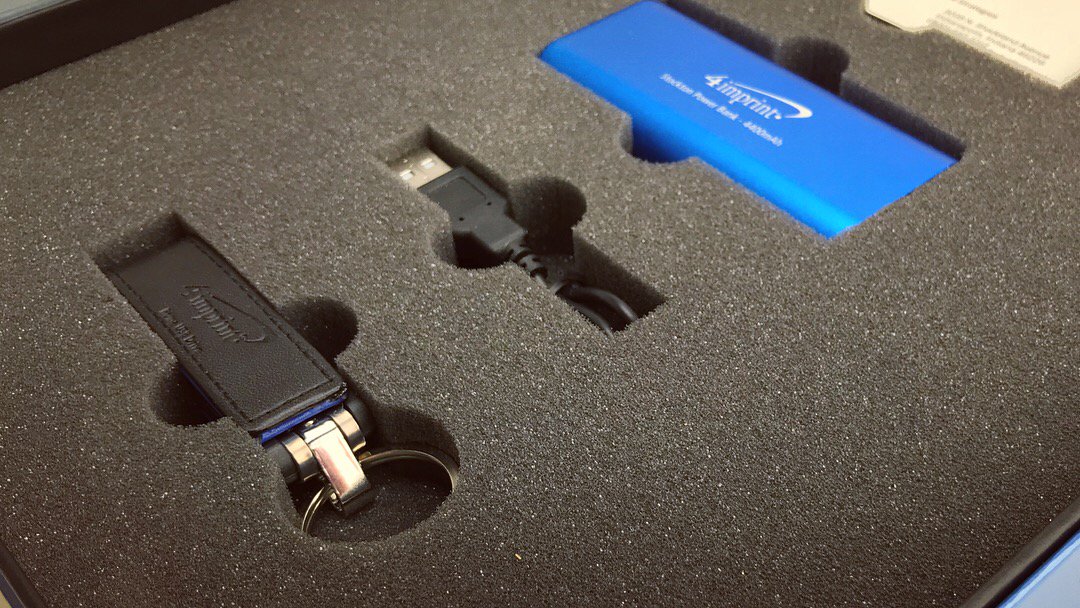 SunpackDotCom's tweet photo. Another Happy Customer! #printmarketing #promobox #promokit #promotionalmarketing #marketingswag #customfoam #usbpackaging #madeinminnesota https://t.co/nL7Lf6SR8W