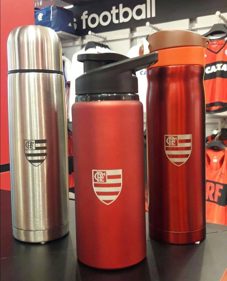 Para academia, para viajar, para o dia a dia. Mengão em tudo! Compre: bit.ly/2zhBikC  #IssoaquiéFlamengo #NacaoRubroNegra