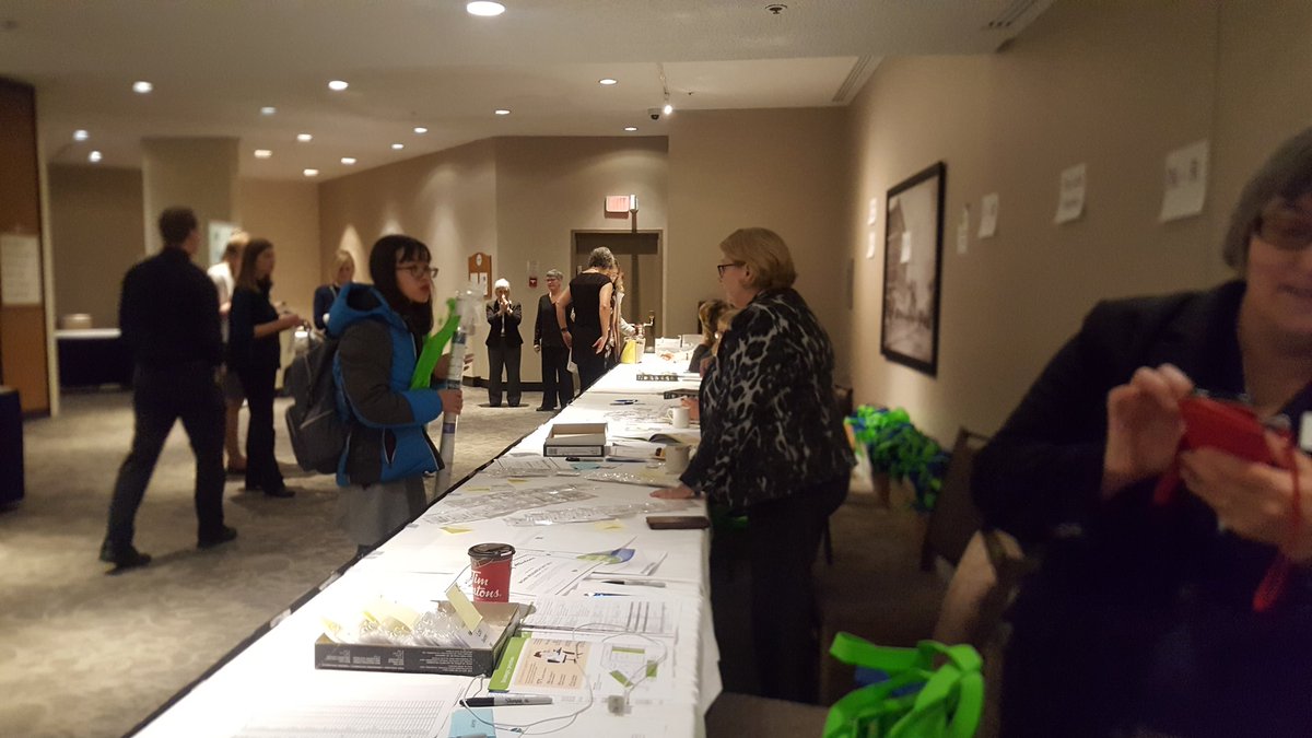 ForbiddenFruit's tweet photo. Just arrived at #wchriRD2017 don't forget to register when you arrive! https://t.co/Atrfdt769C