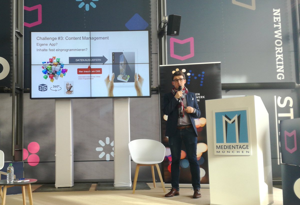 EDFVR1's tweet photo. Andreas Zeitler von @Vuframe zu Immersive Data: Es gibt Möglichkeiten immersive Daten aus bestehenden Tools zu generieren. #HandsOnVR https://t.co/JPQLgiU8XA