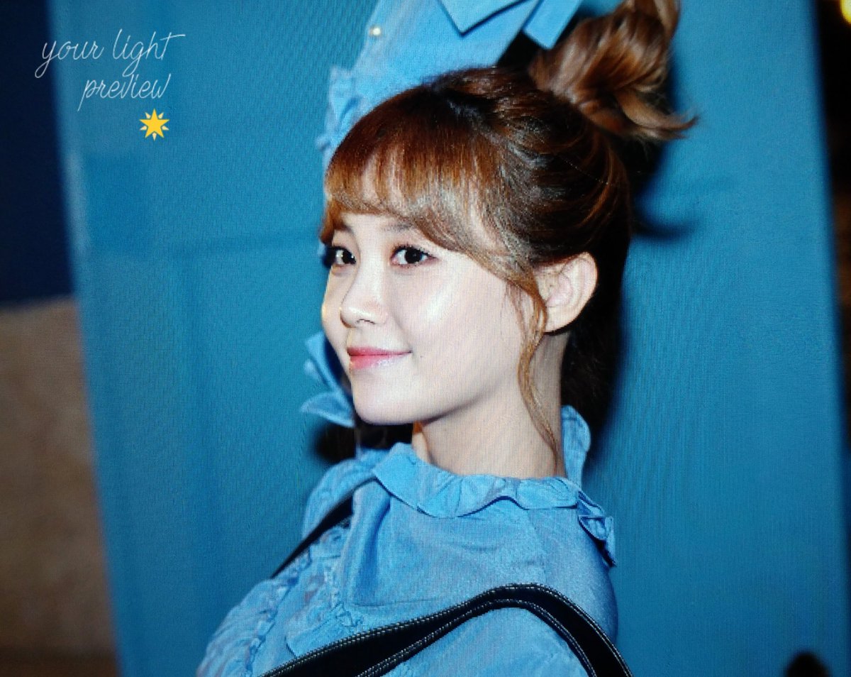 yourlight1106's tweet photo. 171025 인생술집 출근 by 잭콕
#유라 #걸스데이 #yura #girlsday
포니테일 무슨일이야🐴🐴!! 너무 이쁘자나 원래 이뻤지만😊 https://t.co/77wxAHf475