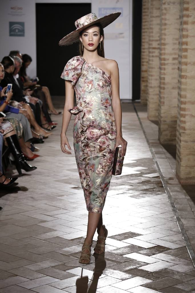 El diseñador onubense <a href="/ivan_campana/">Ivancampaña</a> presentará su #nuevacolección en #AM18 #8nov #DobleErre #modaandaluza #modadelsur Foto <a href="/chemasolerinfo/">chema soler</a>