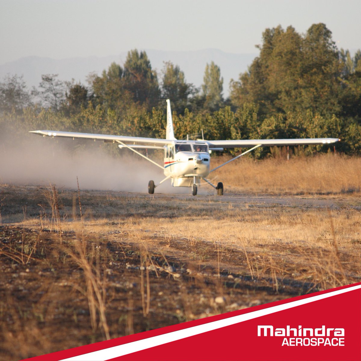 Mahindra_Aero's tweet photo. Our first #Airvan8 in #Chile shows off its ruggedness while landing on a rough strip of land! 
#Aviation #Airvan #airplane https://t.co/yQoHE5LOPD