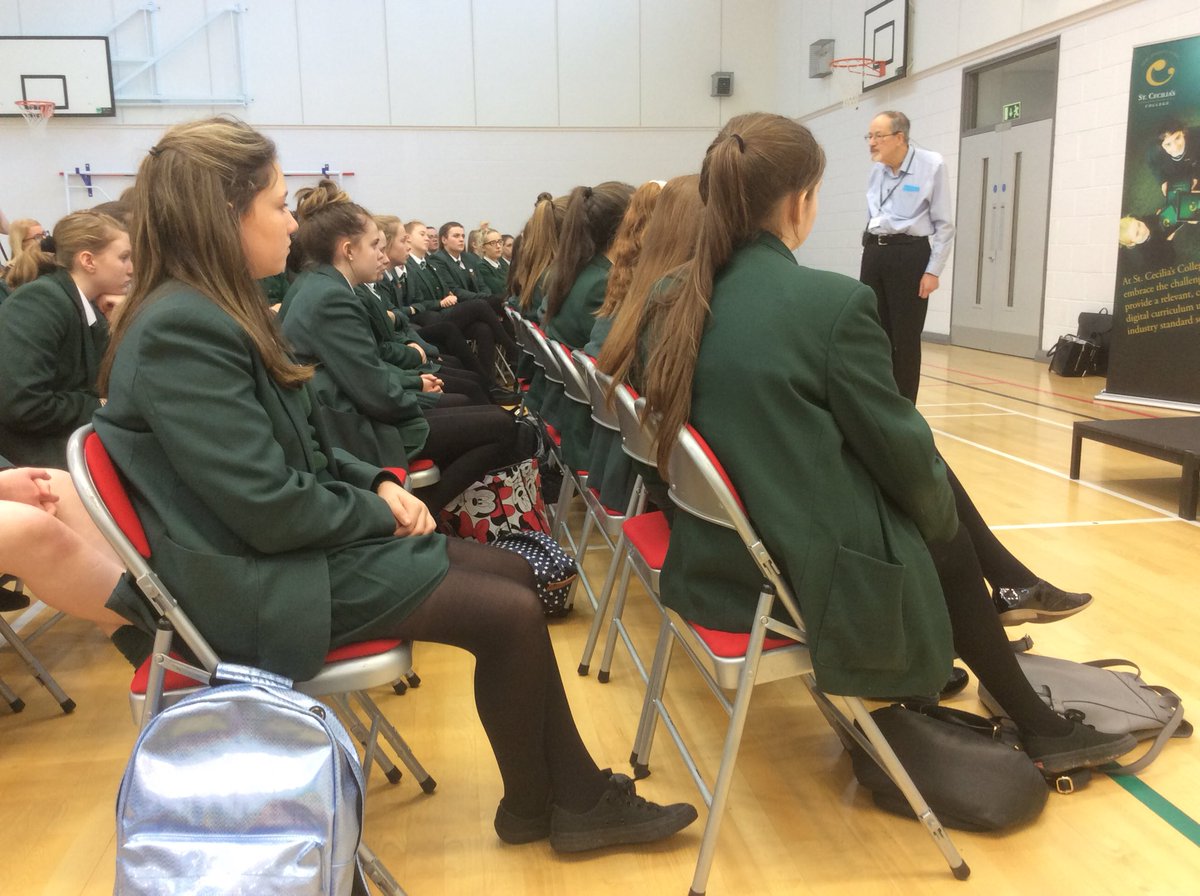 stc_history's tweet photo. Pupils listening intently to the story of DrStern https://t.co/45NjIWbXZd