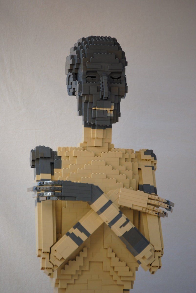 Wait... did its eyes just move?? Click the link below to see how Felix Jaensch's mummy comes to life

bit.ly/2lbafW0