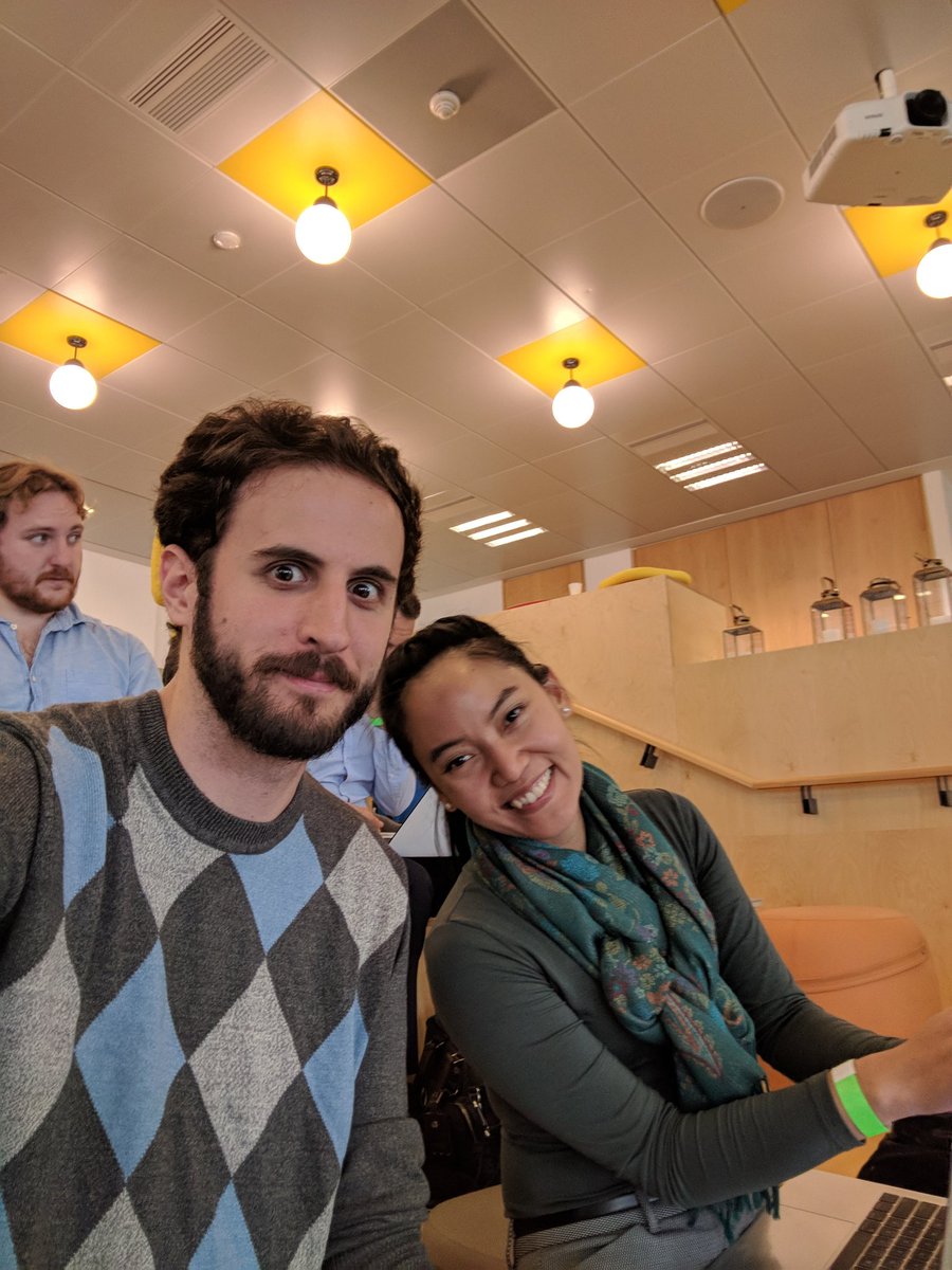 MikeSeldenFF's tweet photo. Henlo Tomorrow, Henlo @KulikaC of @sugarlogix
#HelloTomorrow #HT2017 #Paris #deeptech #biotech #agtech https://t.co/FPgo15ZfSw