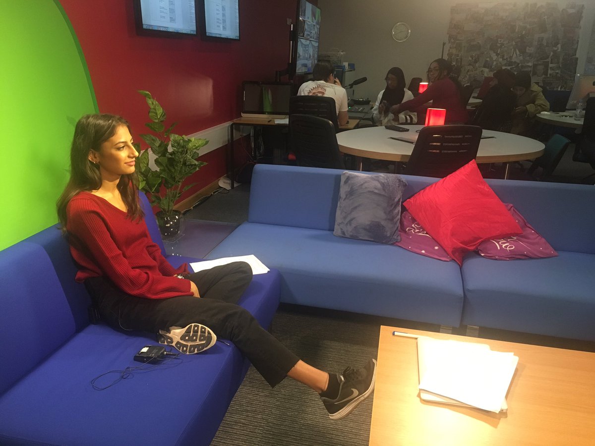 journalism_lond's tweet photo. Just about to go live #gcn @GlobalCampusNet #studentactivism https://t.co/y1dAGJ7Sxu