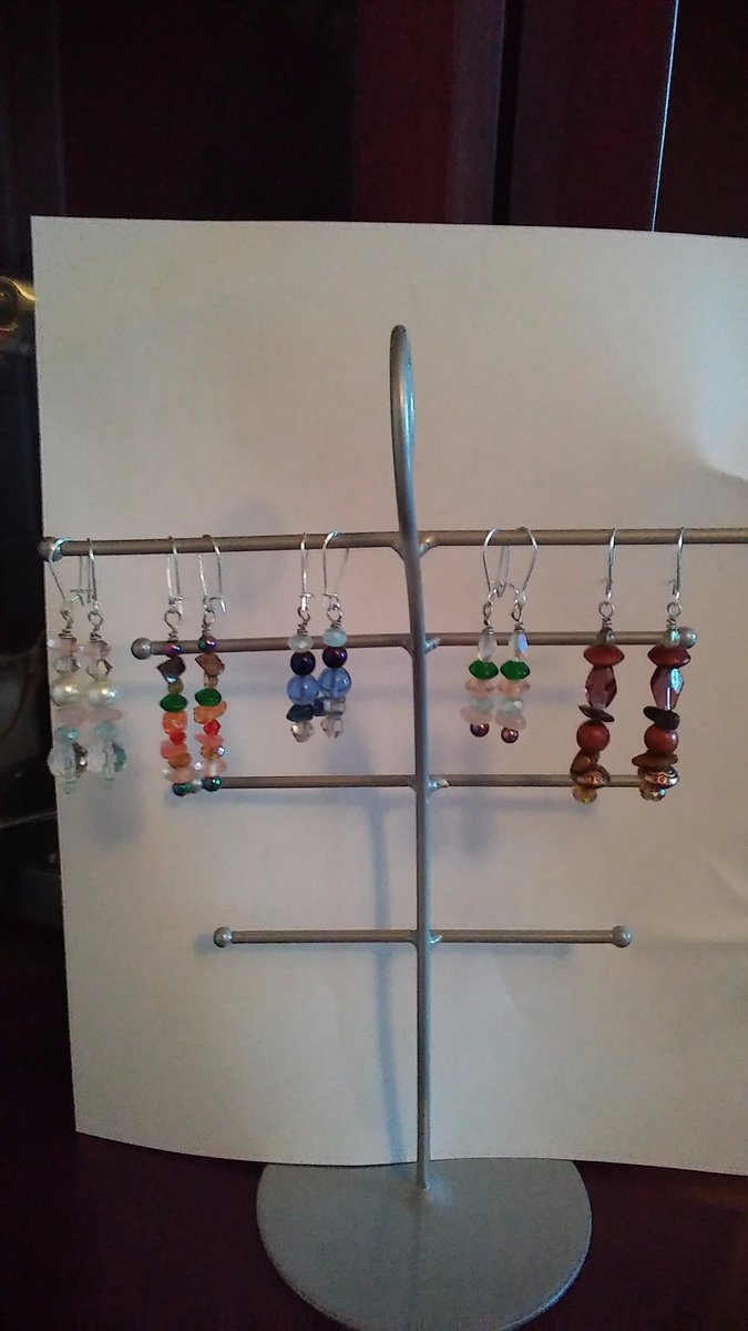 BeadzStudio's tweet photo. #under$10 #eaarings Coming Soon #stickearrings  #mixedmaterial    Transitioning to #shoppingwebsite    these are great for #fundraisers https://t.co/fHieK752sd