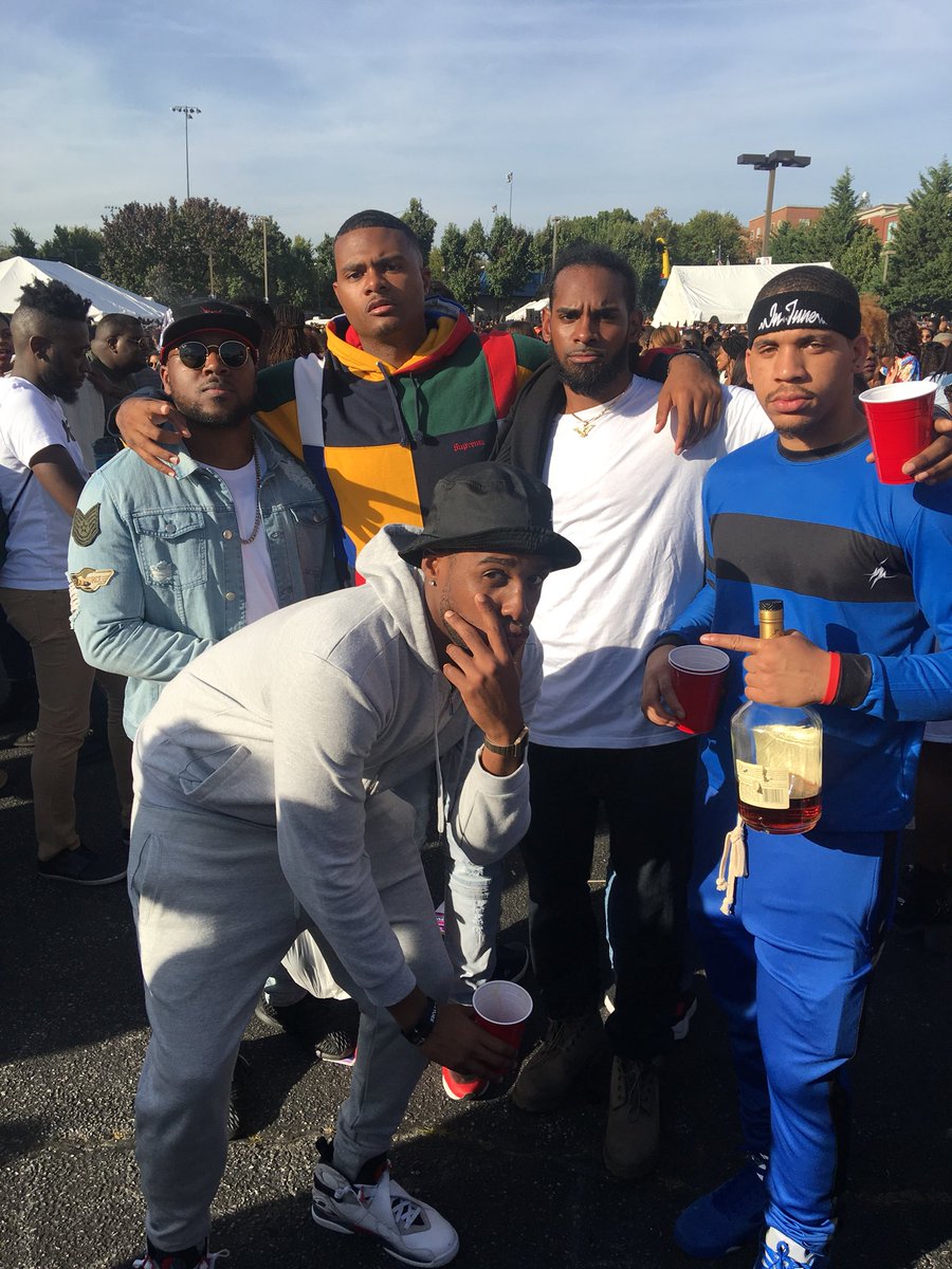 Savboogie_'s tweet photo. #HowardHomecoming
#InTuneEnt ⚡️⚡️⚡️ https://t.co/Y0lYUzxFog
