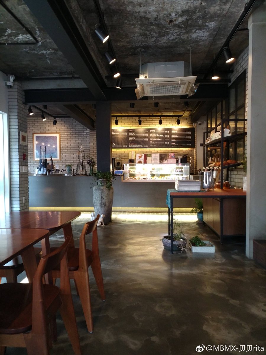 KimYongKwang16's tweet photo. ร้านที่ไปถ่ายรายการ #MonstaXRay2 โพสไว้ก่อน 😀 cr. to owner #MONSTA_X #몬스타엑스 #SHOWNU #WONHO #JOOHEON #KIHYUN #MINHYUK #IM #HYUNGWON https://t.co/YpF7iWbBPG