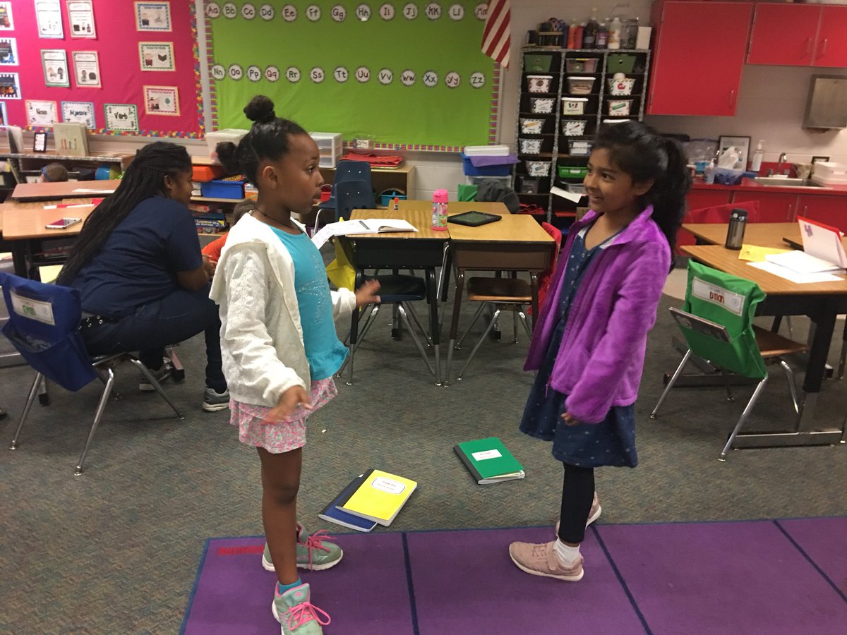 MsMacJack's tweet photo. Acting out our word study words to show our understanding of the definitions! ✏️ #phesbulldogs #sillyinsecond @APS_ELA_Elem https://t.co/brniOtn6gP