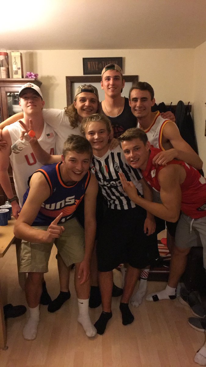 hoffmann_isaac's tweet photo. Happy Birthday to one of my best buddies @TTRUP can't wait to see you this weekend dude!โค๏ธ #36ACT #RollTide #TheGuys https://t.co/y5cpUI95a6