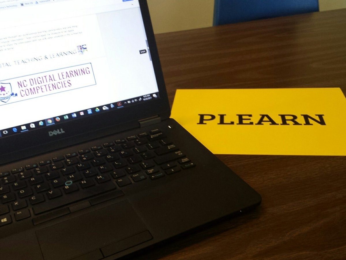 JennessEnoch's tweet photo. I love to PLEARN! #ABSStechplay  @EMYoderElem https://t.co/3HnKdHUdME