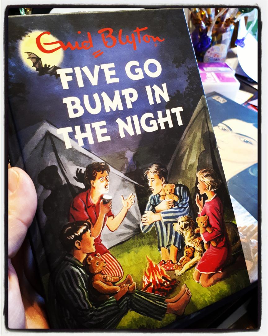 ChingfordBooks's tweet photo. Halloween reads ππΏ
#FiveGo #Halloween #BookInspirations #Chingford #JosBookshop #PopToTheShop #ShopSmallWhereYouCan #MagicOfTheBookshop π https://t.co/VS2ATcqFzc
