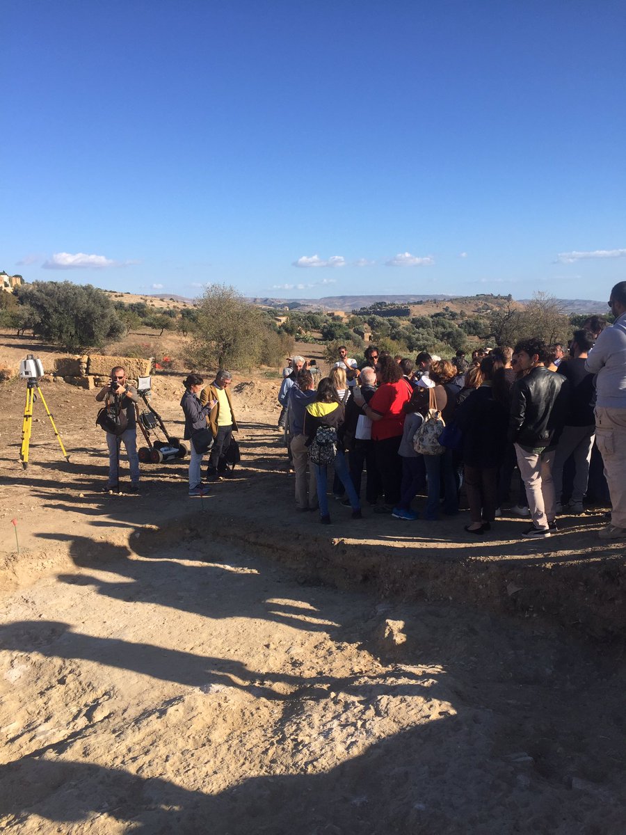 Archeologi che raccontano il loro lavoro alla comunità: prof. lepore unibo #agrigento #valledeitempli #pubarch