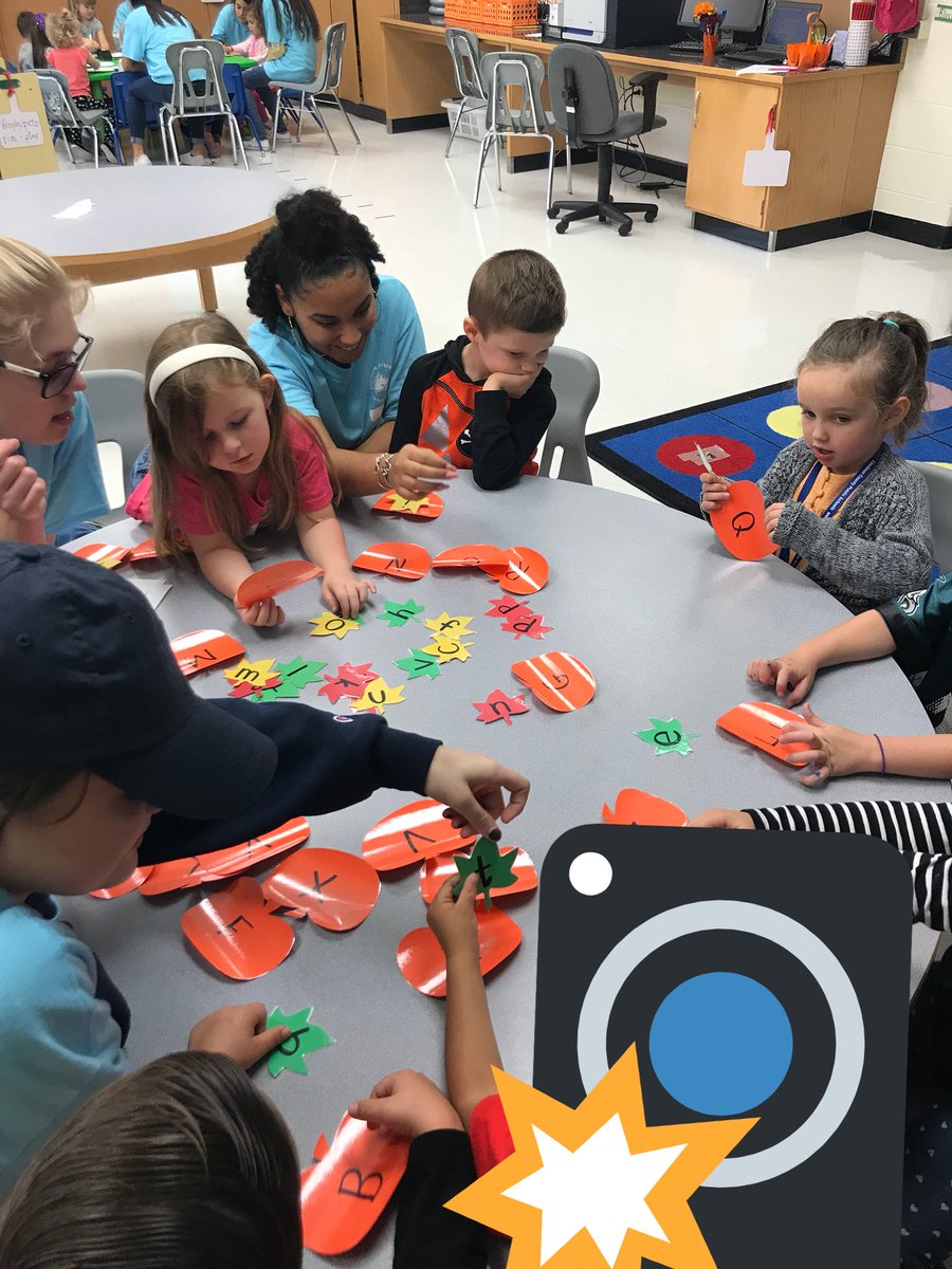 FhsLittleEagles's tweet photo. Yesterday kicked off #funinthefall theme: counting leaves for the # trees #math & matching uppercase pumpkins to lowercase leaves #EarlyEd https://t.co/yBim9MKwBC