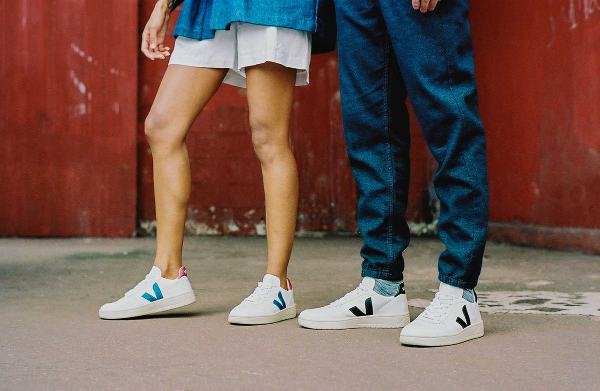 PebbleMagazine's tweet photo. 15 #ethical shoe brands that will make you love winter
https://t.co/h7ljdC7UT3 https://t.co/dxNxBbnEgZ