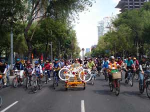 La integración de🚴‍♀️con 🚌tiene múltiples beneficios: Expandir oportunidades recreacionales y turísticas en bicicleta #BicicletaEsCiudad