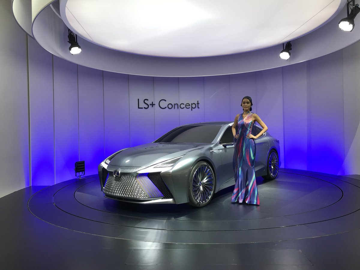 L883's tweet photo. TOKYO MOTOR SHOW 2017 https://t.co/prS6ocssgC