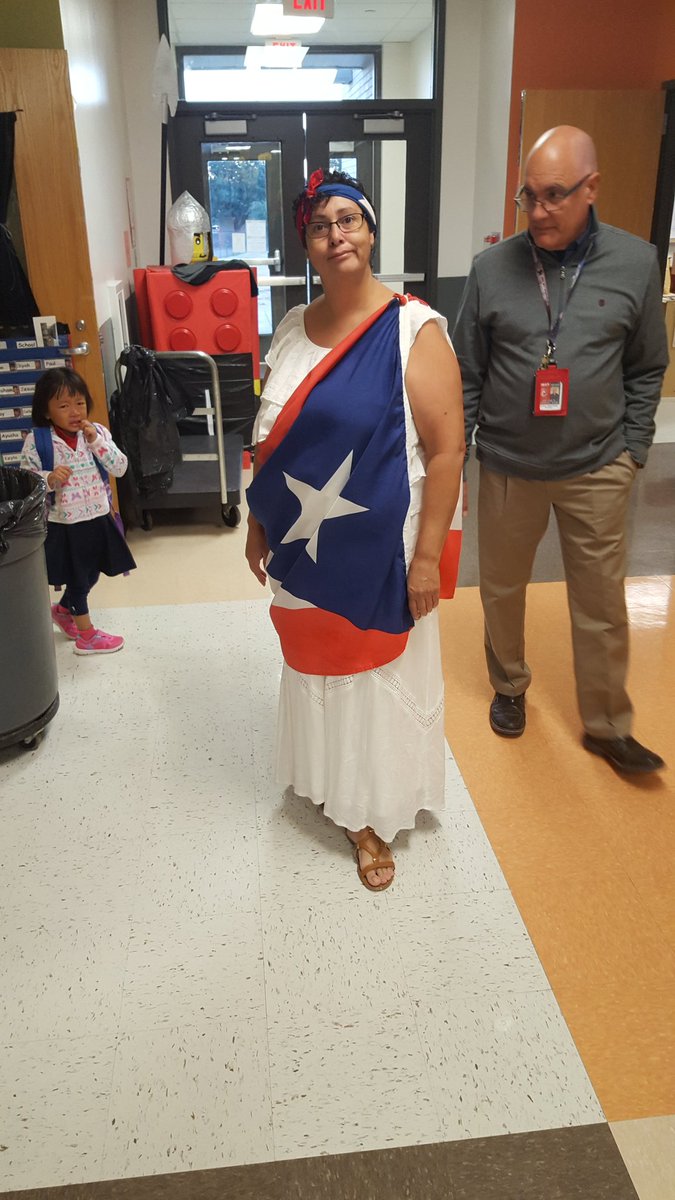 VProffet's tweet photo. United Nations Day @ Jack Lowe Sr Elementary https://t.co/ezOIJIB8Qf