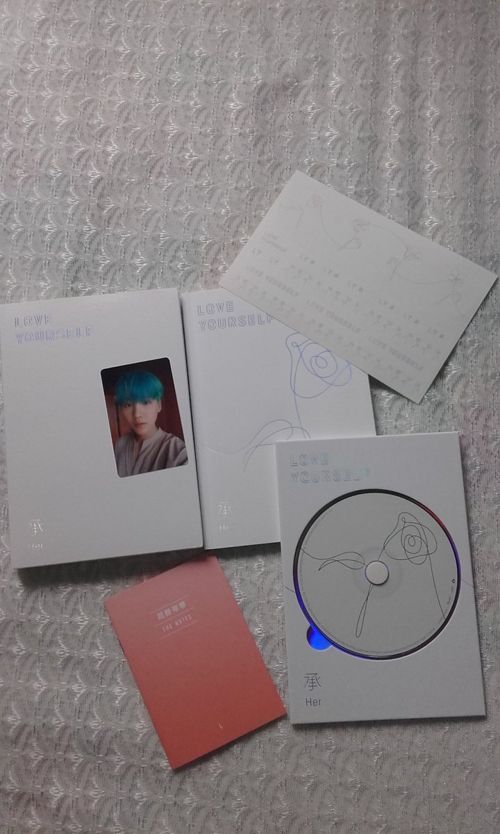 jikookawai's tweet photo. Chegooooouuuuuu!!!!!
Obrigada meninas, chegou muitooooo rápido
E ta bem lacradinho tudo em perfeito Estado, amo vocês!!!  ❤ https://t.co/zJG0KGiZqP