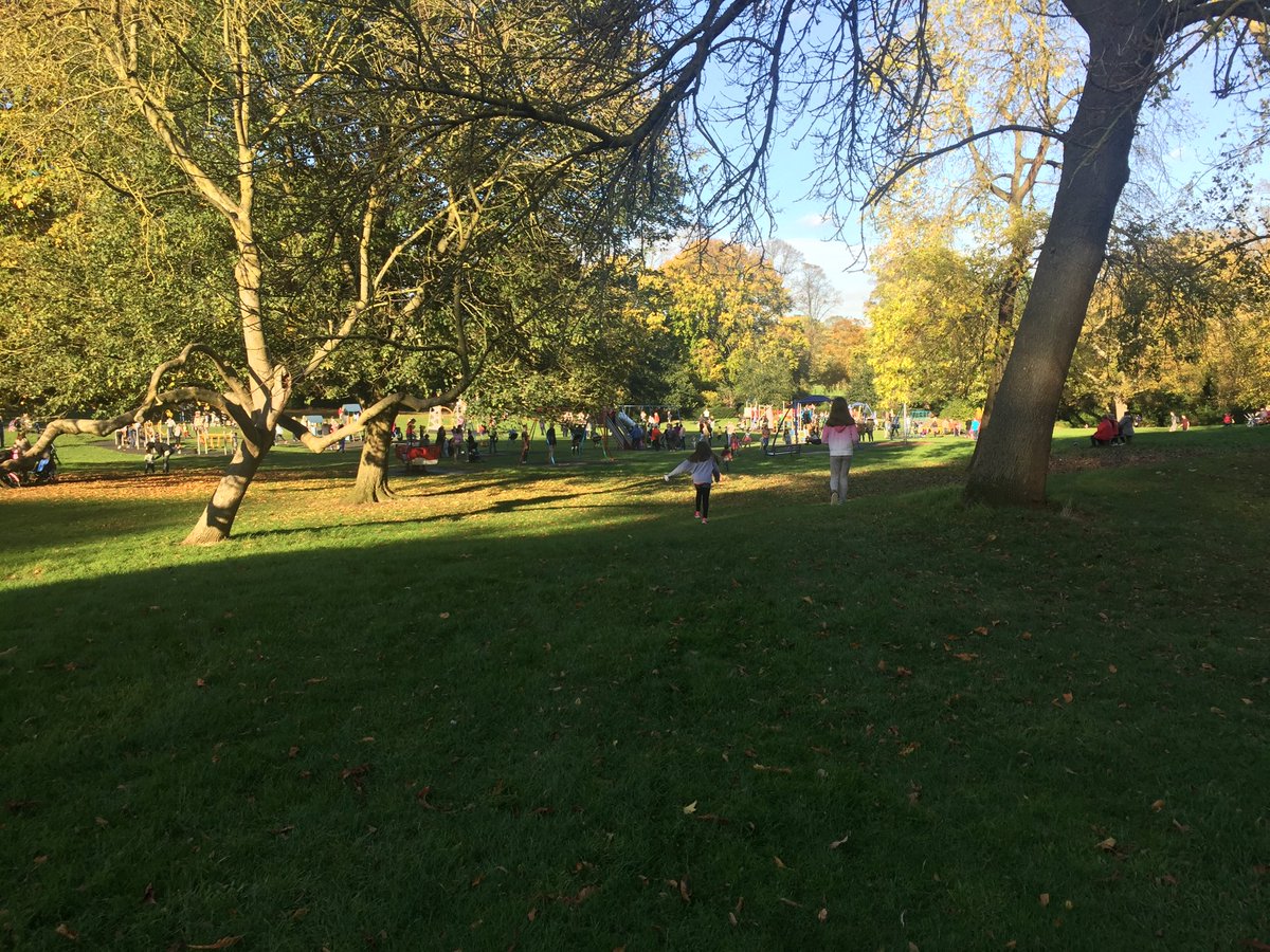 jimmycobbler's tweet photo. Still one of the best parks ever #Northampton #abingtonpark https://t.co/SUyfBzyi51