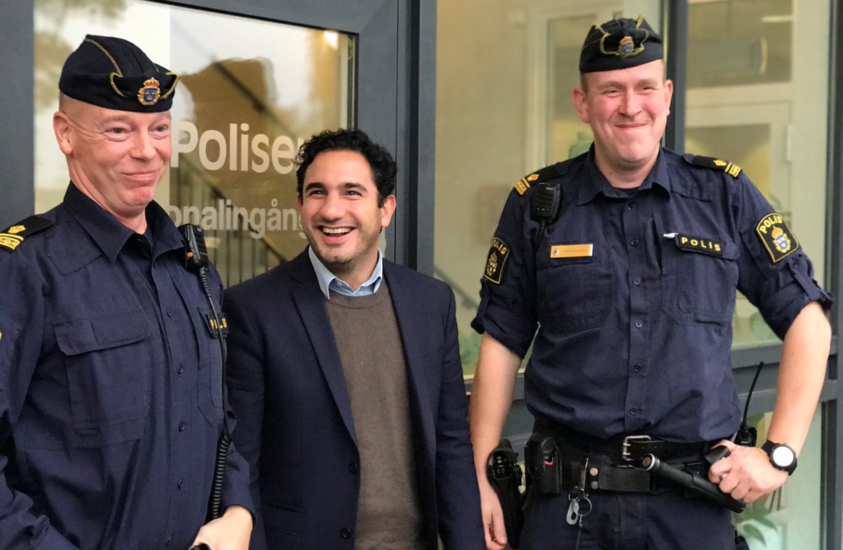 shekarabi's tweet photo. Träffade Polisen i Västervik för att höra om deras arbete och samverkan med kommunen. https://t.co/05S21iY3z5